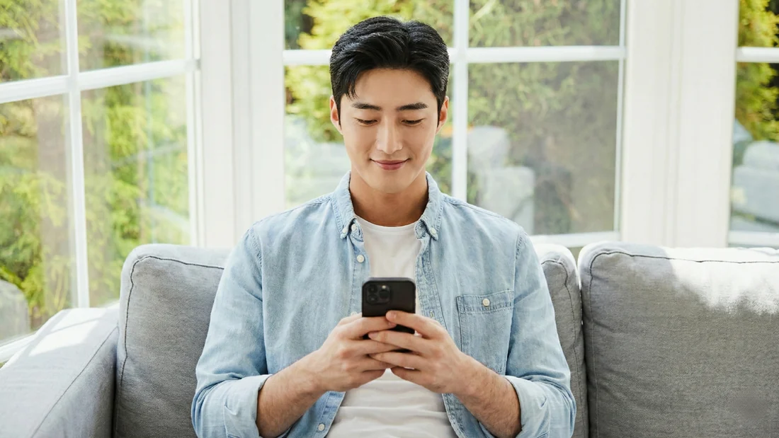 LG정보이용료현금화 청구 주기를 상담원과 함께 짚어 보는 사진